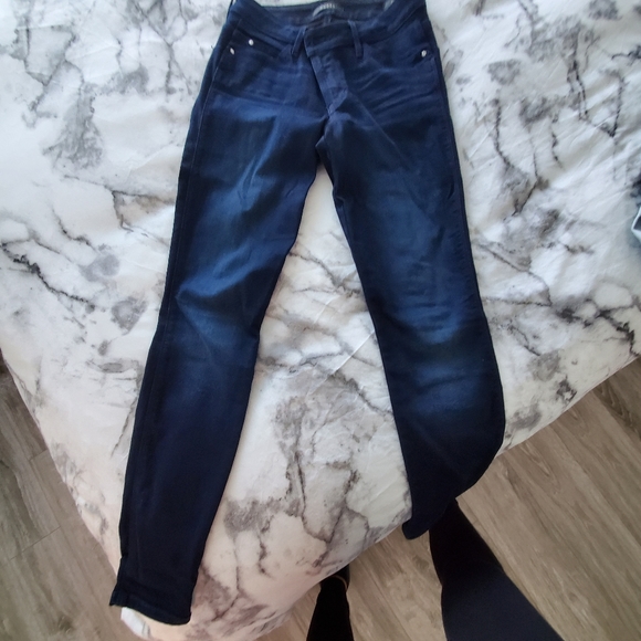 Dark blue Guess jeans - Picture 2 of 3